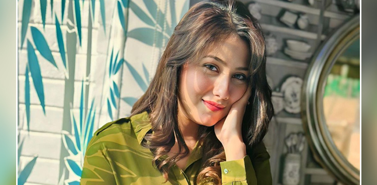 'Adawat' actor Rahat Ghani's latest pictures go viral