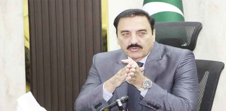 Raja Riaz claims ex-Rawalpindi commissioner 'sold' himself for 'Rs250m, New York flat'