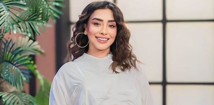 Maira Khan describes local celebrities as hypocrites