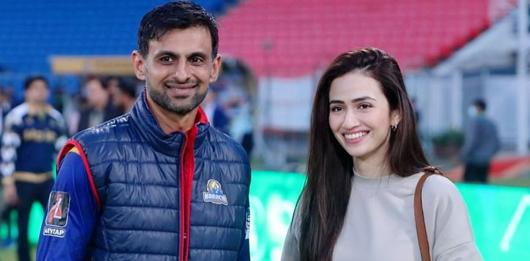 Sana Javed shares adorable picture with Shoaib Malik