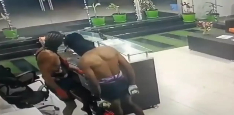 VIRAL: Chaddi gang's latest robbery caught on camera!