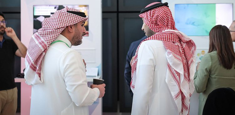 Saudi Arabia restricts human resources jobs to citizens