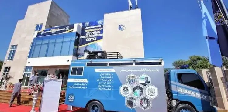 Senior police officials go on leave after 'junior' appointed as Islamabad IG