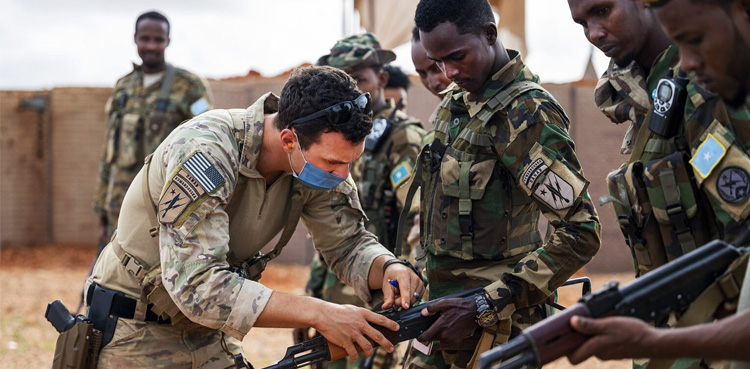 Somalia detains US-trained commandos over ration theft