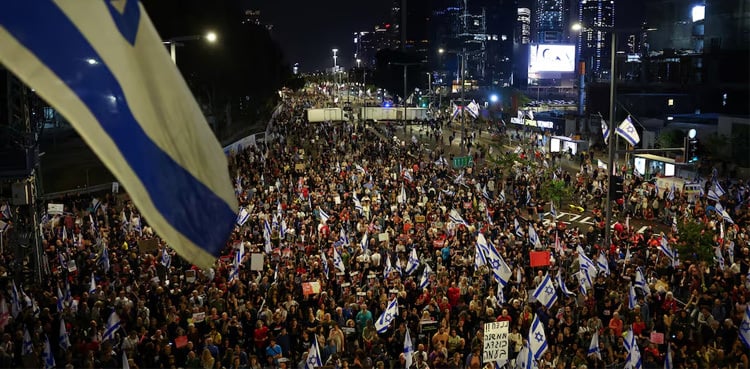 Families of hostages call for strike, demand Gaza deal