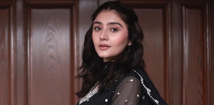 Sheer luck and no talent? Fellow actor says THIS about Dur-e-Fishan's success