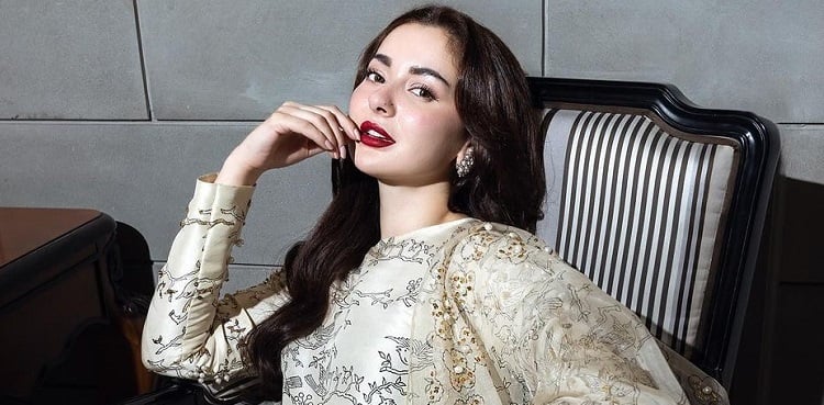 Hania Aamir steals the show with latest reel, pictures
