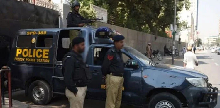 Four 'bandits' involved in several robbery incidents arrested in Karachi
