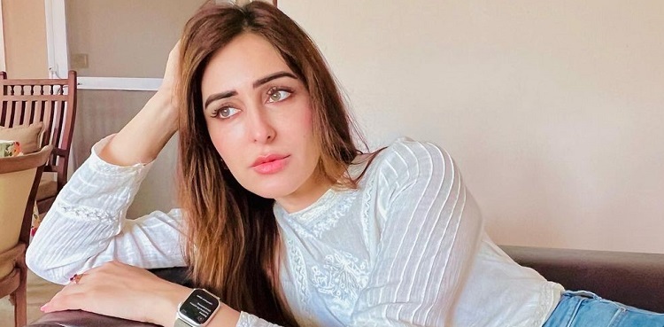 'I've never talked about it but...': Sidra Niazi speaks about seeking therapy for mental health