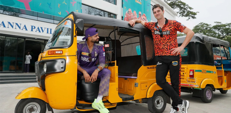 WATCH: Shreyas Iyer, Pat Cummins engage in hilarious banter over rickshaw ride