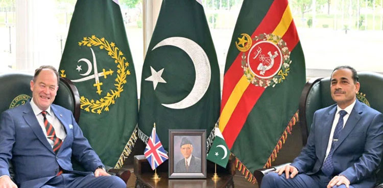 COAS Asim Munir, UK army chief discuss military ties