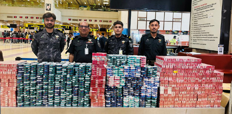 Customs foils cigarette smuggling bid at Karachi Airport
