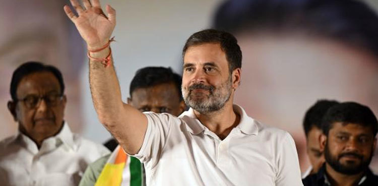 Modi's struggling rival Gandhi votes as India election resumes