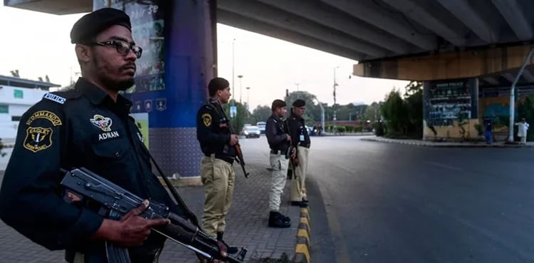 SIU arrests three members of bike lifter gang in Karachi