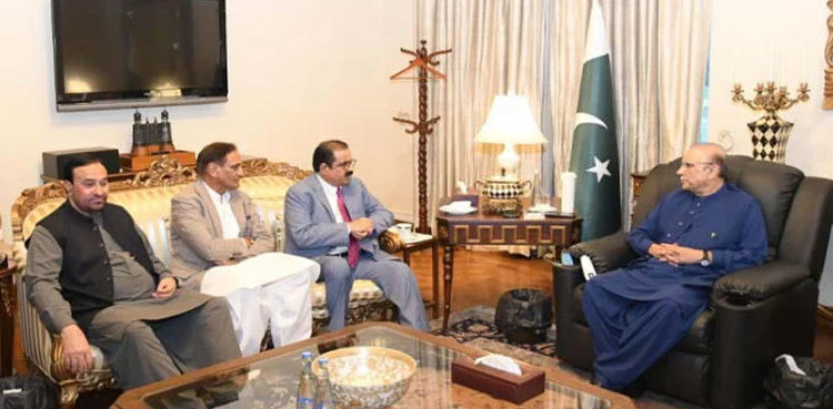 President Zardari urges resolution of AJK issues through dialogue