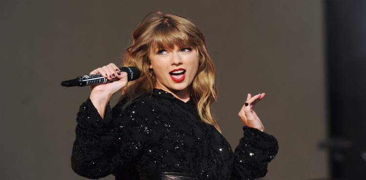 Taylor Swift urged to avoid 'absurd' use of private jets