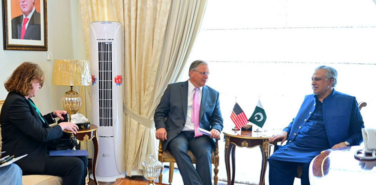 Deputy PM Dar, US Ambassador discuss counterterrorism cooperation
