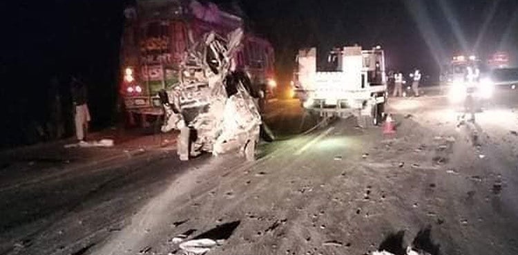 Three killed, 27 injured in Rahim Yar Khan road accident