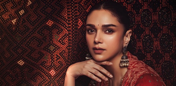Aditi Rao Hydari recreates her viral 'Heeramandi' walk at Cannes - Watch