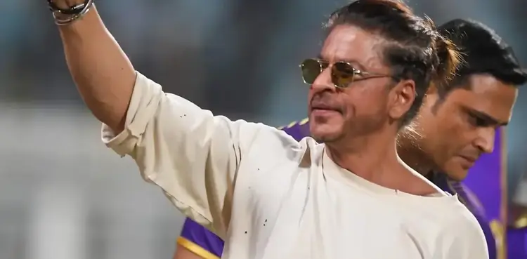 Shah Rukh Khan discharged from hospital