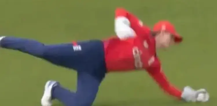 WATCH: England's Amy Jones takes a stunner to dismiss Gull Feroza