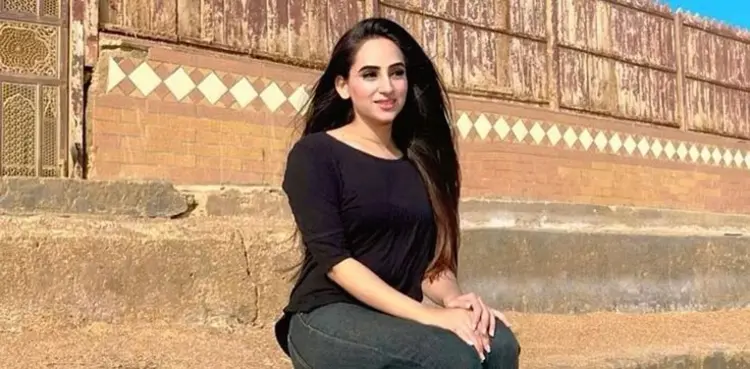 Inaya Khan drops truth bombs about Instagram activities