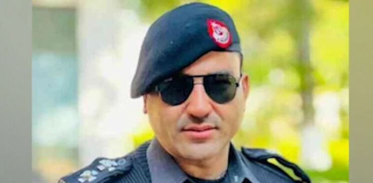 Sub-inspector killed for issuing traffic violation challan