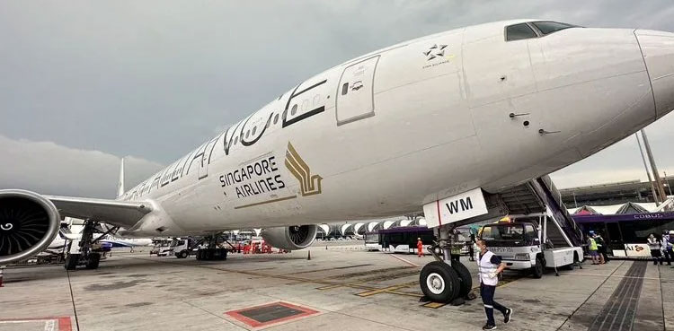 43 people from Singapore Airlines flight still under treatment