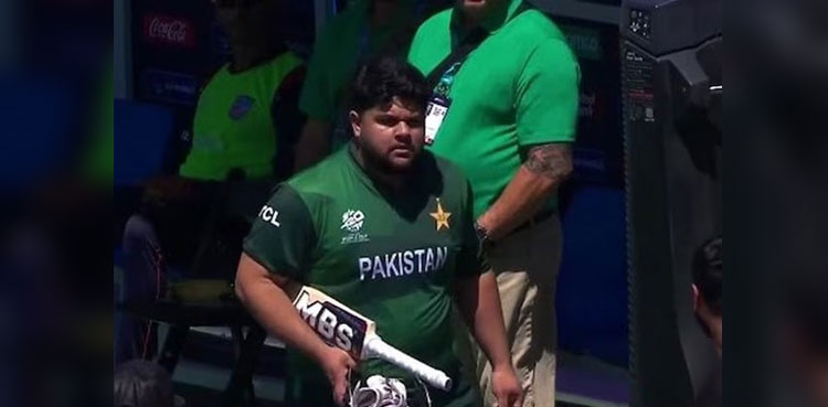 WATCH: Azam Khan charges towards spectator after dismissal during PAK vs USA match