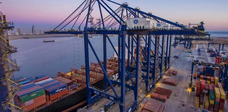 Karachi port achieves record cargo handling in 24 hours