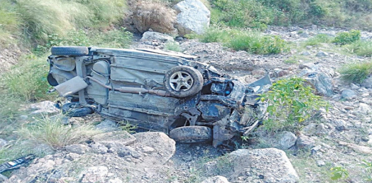 Five of family die as vehicle fell into gorge