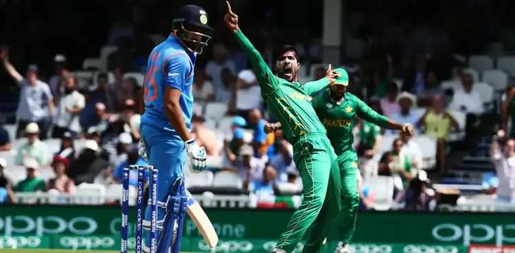 PAK vs IND: Yuvraj Singh looking forward to Amir, Rohit duel