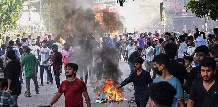 Bangladesh students vow to resume protests unless leaders freed