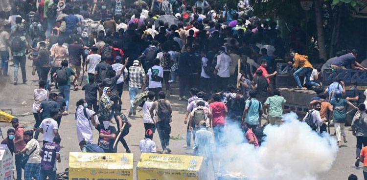 Bangladesh students reject PM olive branch after deadly protests