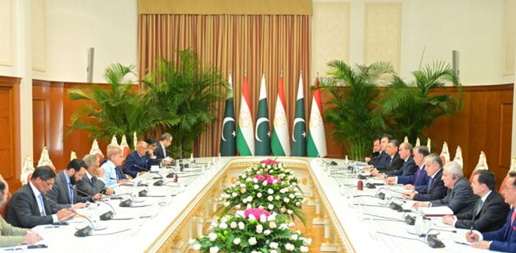 PM Shehbaz, President Emomali vow to further strengthen Pakistan-Tajikistan ties