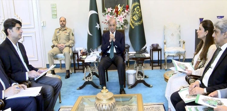 PM Shehbaz orders to ensure availability of polio vaccine in security risk areas