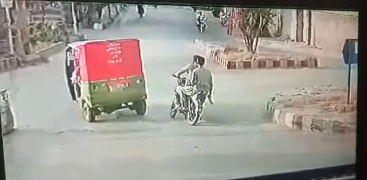 Police arrest Peshawar acid attack suspect