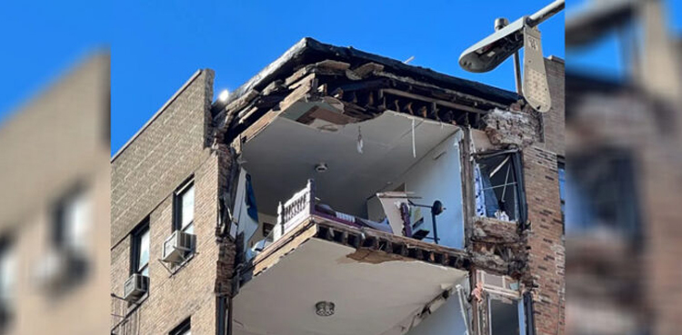 Karachi: Part of building collapses due to rain