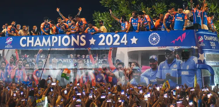 VIDEO: Fan climbs tree to watch India team’s T20 World Cup victory parade
