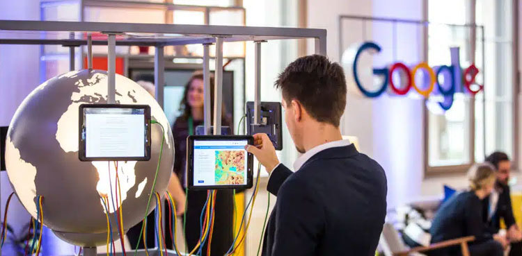 'Digital Sahafat': Google announces training program for Pakistani journalists