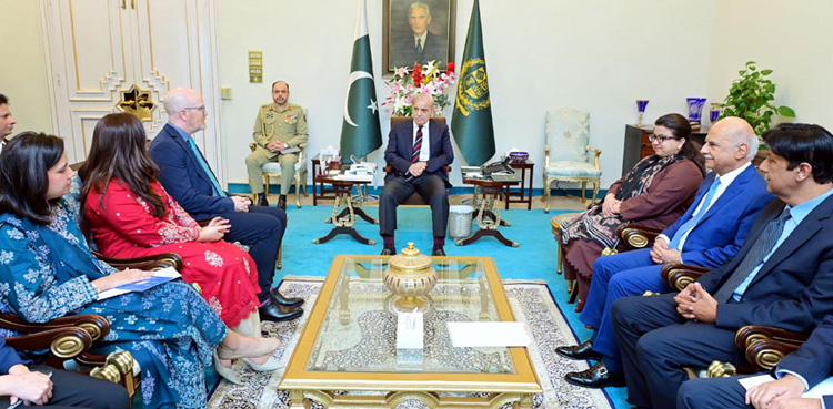 PM urges swift resolution of Meta’s operational issues in Pakistan