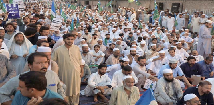 Hafiz Naeem demands govt to public IPPs agreement