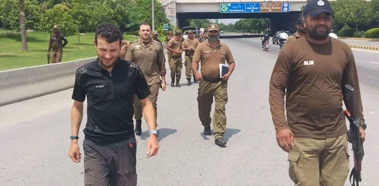 Three arrested for robbing German tourist in Lahore