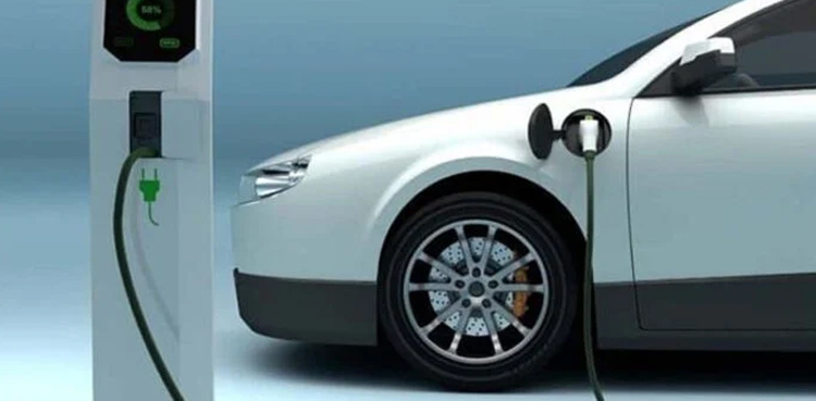 China's BYD unveils new super-charging EV tech