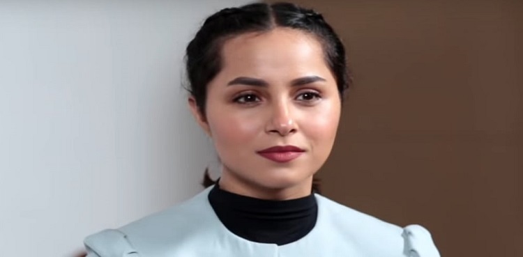 Nimra Khan escapes kidnapping attempt in Karachi