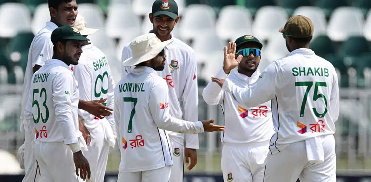 Bangladesh humiliate Pakistan with 2-0 Test series sweep