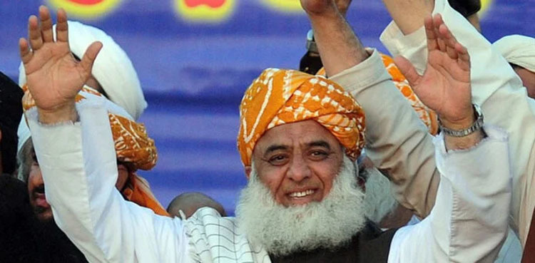 Fazlur Rehman warns govt of street protests over Seminary bill issue