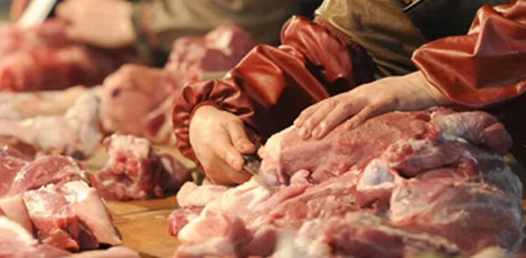 Sale of dead animal meat unearth in Karachi