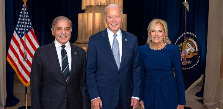PM Shehbaz meets Joe Biden at US president's reception