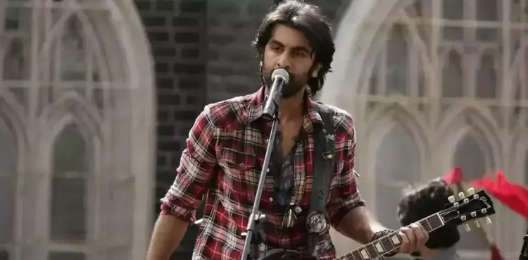 Ranbir Kapoor's BTS clip on ‘Rockstar’ set leaves fans shocked